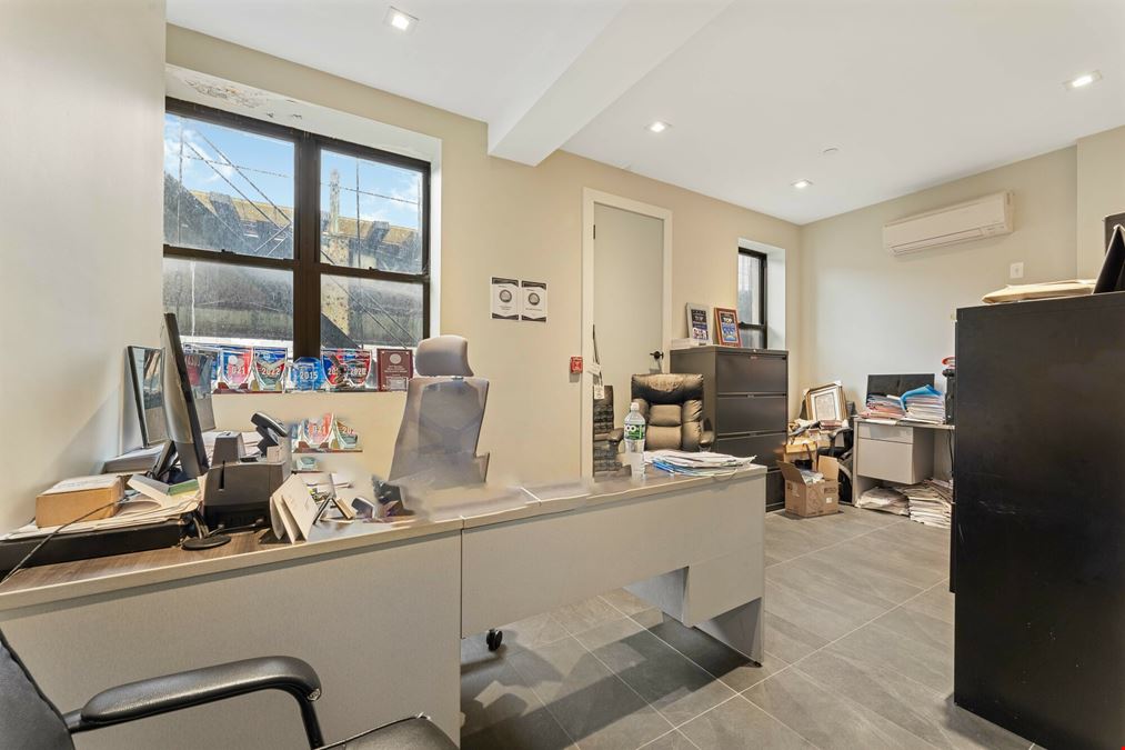 496 Broadway