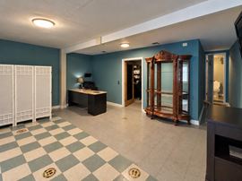 10390 Highway 78 E