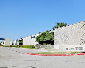 Manana / 35 Business Center