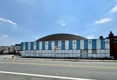 Photo of commercial space at 932 Market Street in Paterson