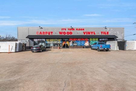 Industrial space for Sale at 8101 Grapevine Highway in North Richland Hills