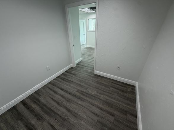 1108 SF Suite 302D PROFESSIONAL & MEDICAL OFFICE SPACE FOR LEASE