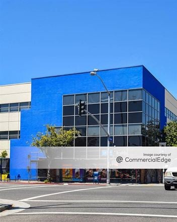 2825 Santa Monica Blvd