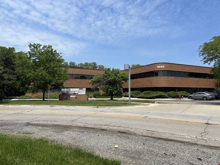 Office space for Rent at 1990 E. Algonquin Road in Schaumburg