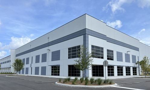 226,800sf-943,000sf Warehouse For Lease