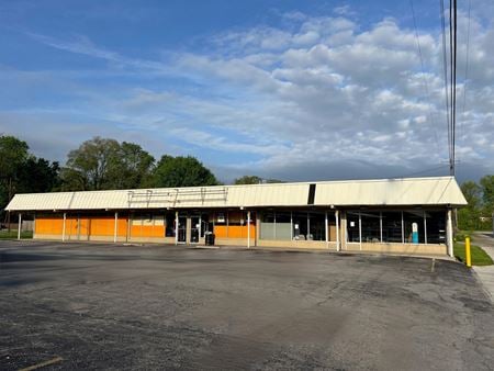 Retail space for Rent at 1121 N Reynolds Road in Toledo