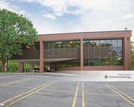 Med James Building