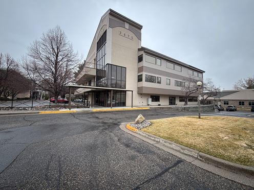 2475 Village Lane