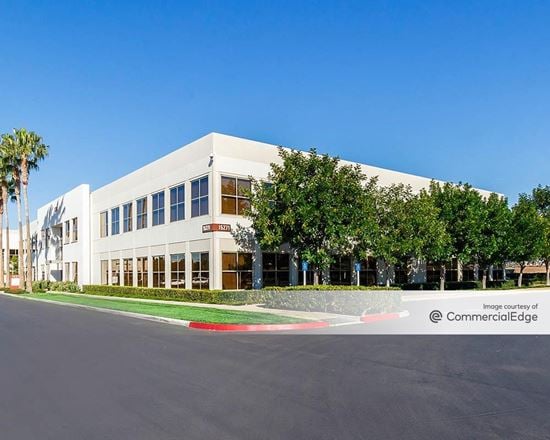 Discovery Business Center - 15271 Laguna Canyon Road