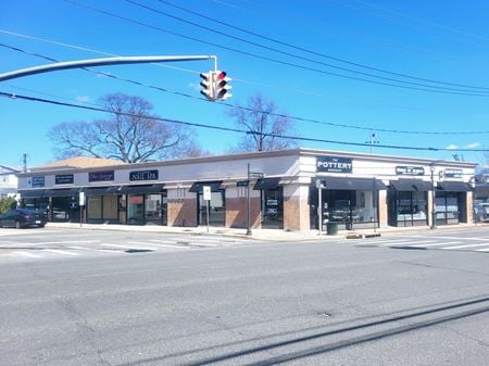 Retail space for Rent at 539-543 Merrick Rd. & 2-4A Taft Ave. in Lynbrook