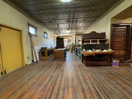 207 Adams Ave