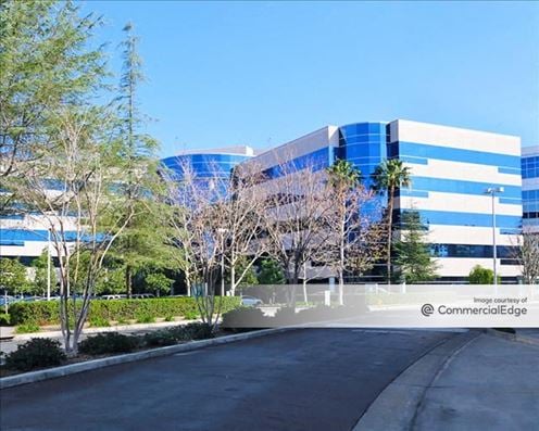 LNR Warner Center  - Ph. I, Bldg. C