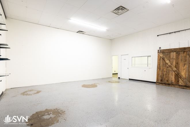 For Sublease: Mixed Use Industrial Property