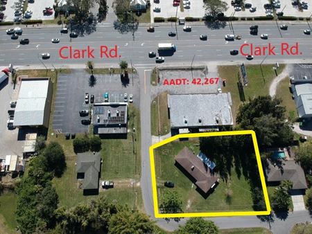 Commercial space for Rent at 3866 Clover Lane in Sarasota