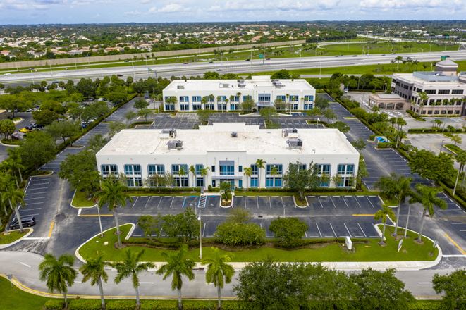 Office property in Pembroke Pines, FL