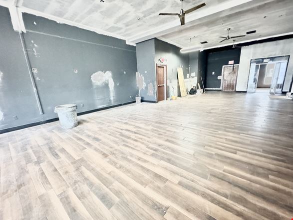 Office space for lease in Astoria including parking