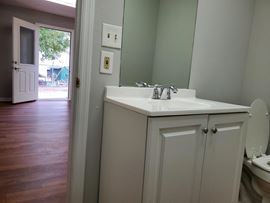 1000 Iris Dr SW