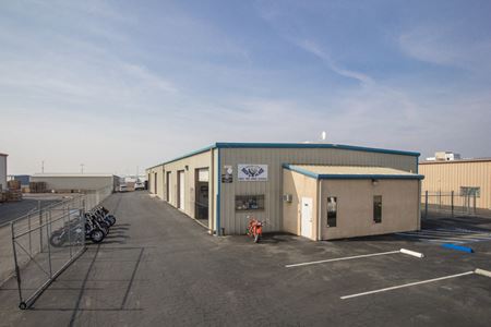 Photo of commercial space at 1839 S Thunderbolt Dr in Porterville