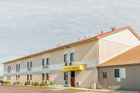 Photo of commercial space at 1202 S Kniss Ave in Luverne
