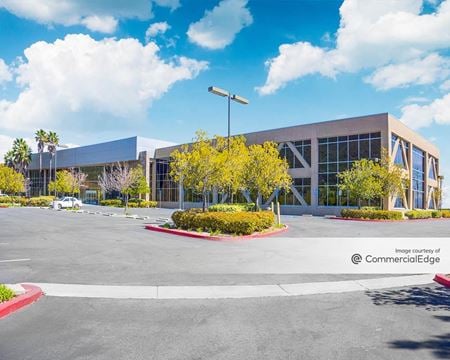 Office space for Rent at 27368 Via Industria in Temecula