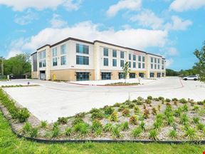 350 E Buckingham Rd LEASE