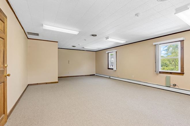 Office or Retail Spaces for Lease in Downtown Georgetown