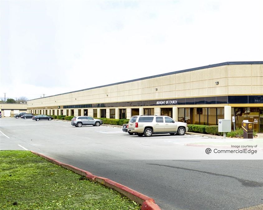 Randolph Business Park 5600 Randolph Blvd, San Antonio, TX