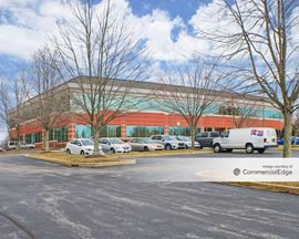 Newtown Square Corporate Campus - 10 Campus Blvd