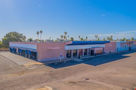 Retail space for Rent at 3528 W Cactus Rd in Phoenix