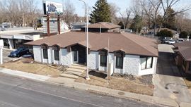 3310 N Prospect Rd