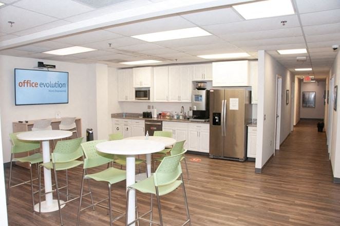 Somerville Office Evolution