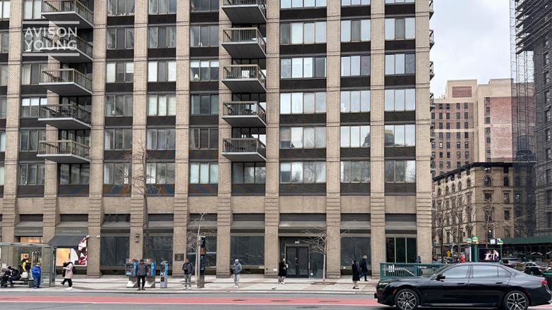 950 Broadway