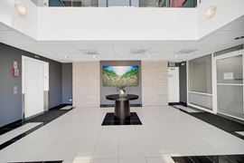1S443 Summit Ave, Oakbrook Terrace, IL 60181