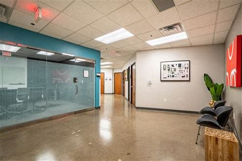 Workstyle Flexible Spaces - 9535 Forest Ln