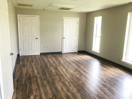 Office space for Rent at 2146 S Burnside Ave  in Gonzales