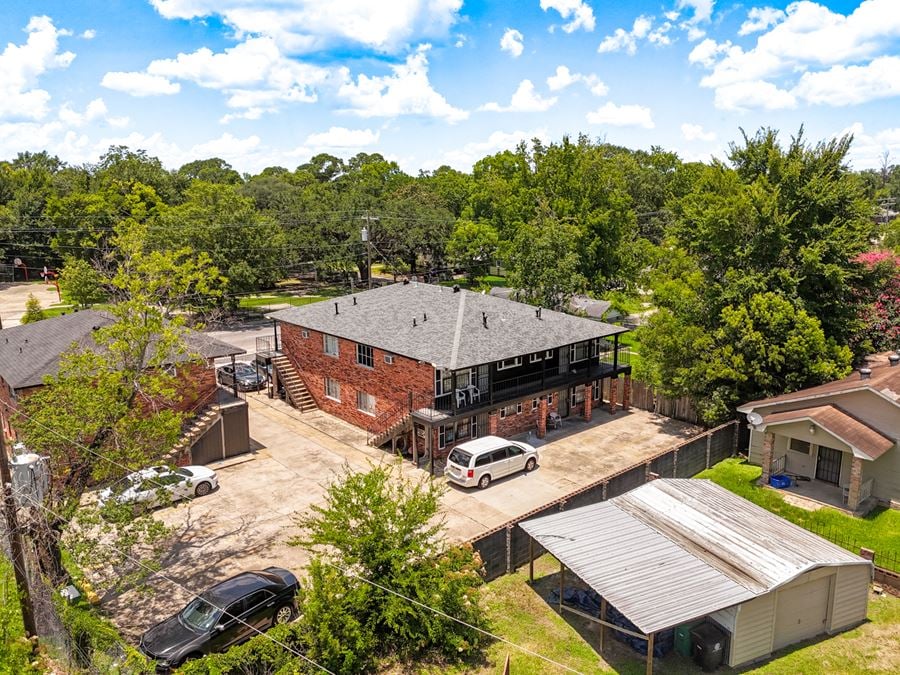 8-Unit Multifamily Opportunity Near BRCC