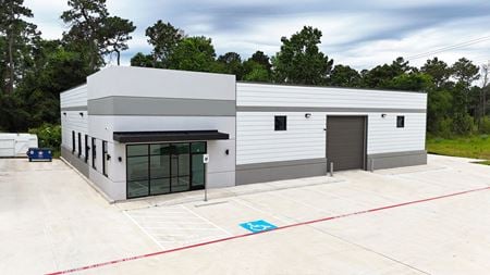 Industrial space for Rent at 27435 Oak Ridge North School Road in Conroe