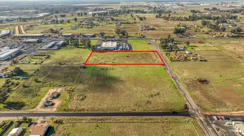 Prime Commercial Land Located off Country Club Dr in Madera, CA