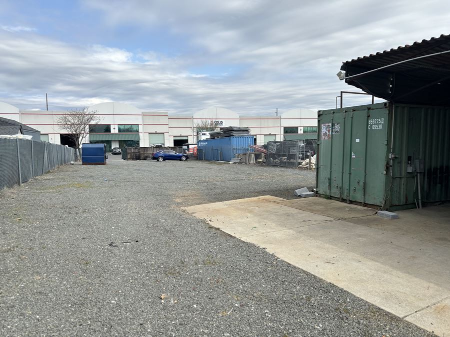 Office/Warehouse & Storage Yard