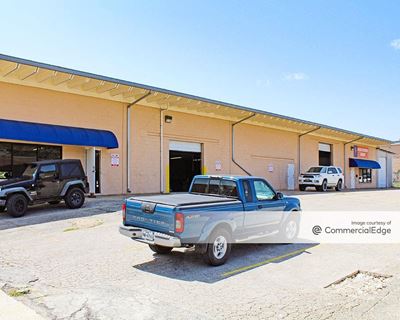 3905 Warehouse Row