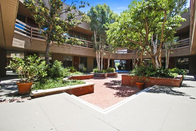 Office Space For Lease in Tustin