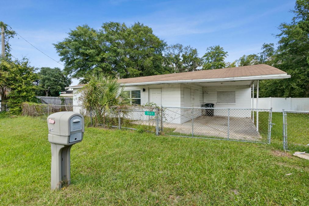 7957 Blanding Blvd, Jacksonville, Fl 32244