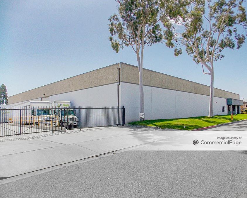 7412 Anaconda Avenue