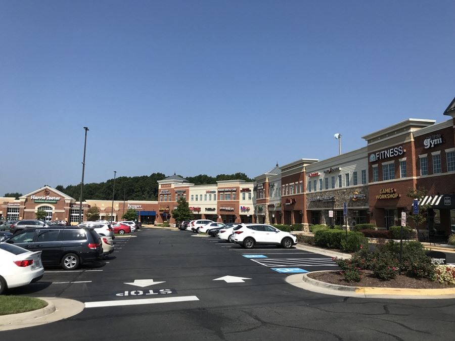 Pender Village Center 3903 Fair Ridge Drive, Fairfax, VA
