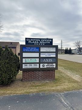 Clinton Office Plaza