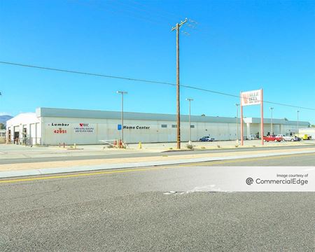 Retail space for Rent at 42951 East Florida Avenue in Hemet