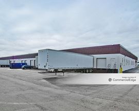652-684 Transfer Rd Bldg