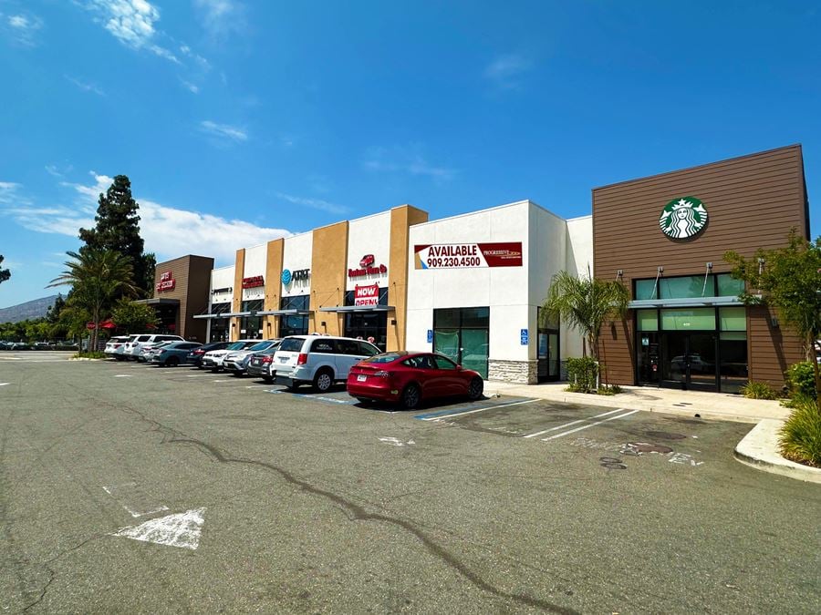 9885 Sierra Ave