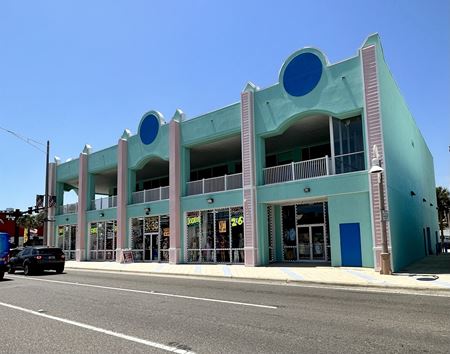 Commercial space for Rent at 901 Main St in Daytona Beach