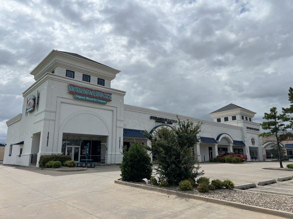 The Piazza Shops